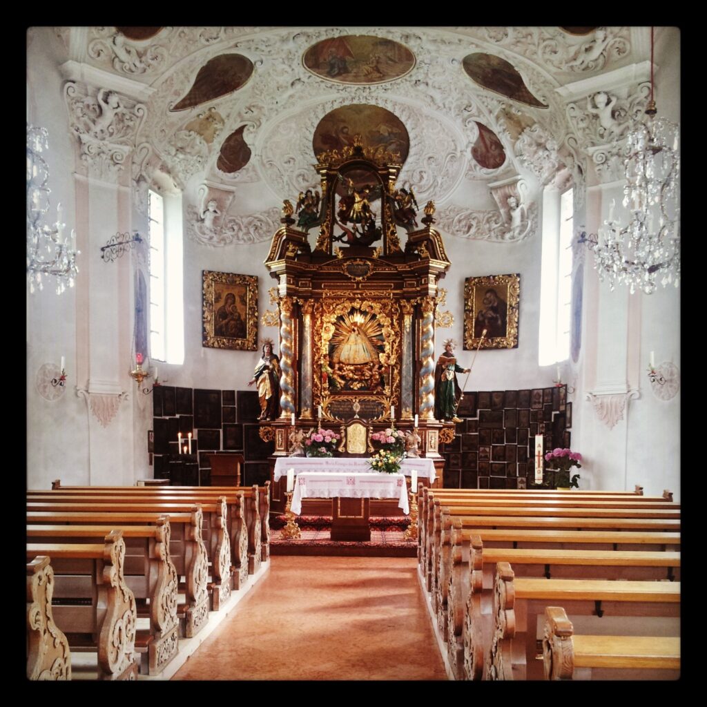 Mehr über den Artikel erfahren Wallfahrtskirche Maria Gern